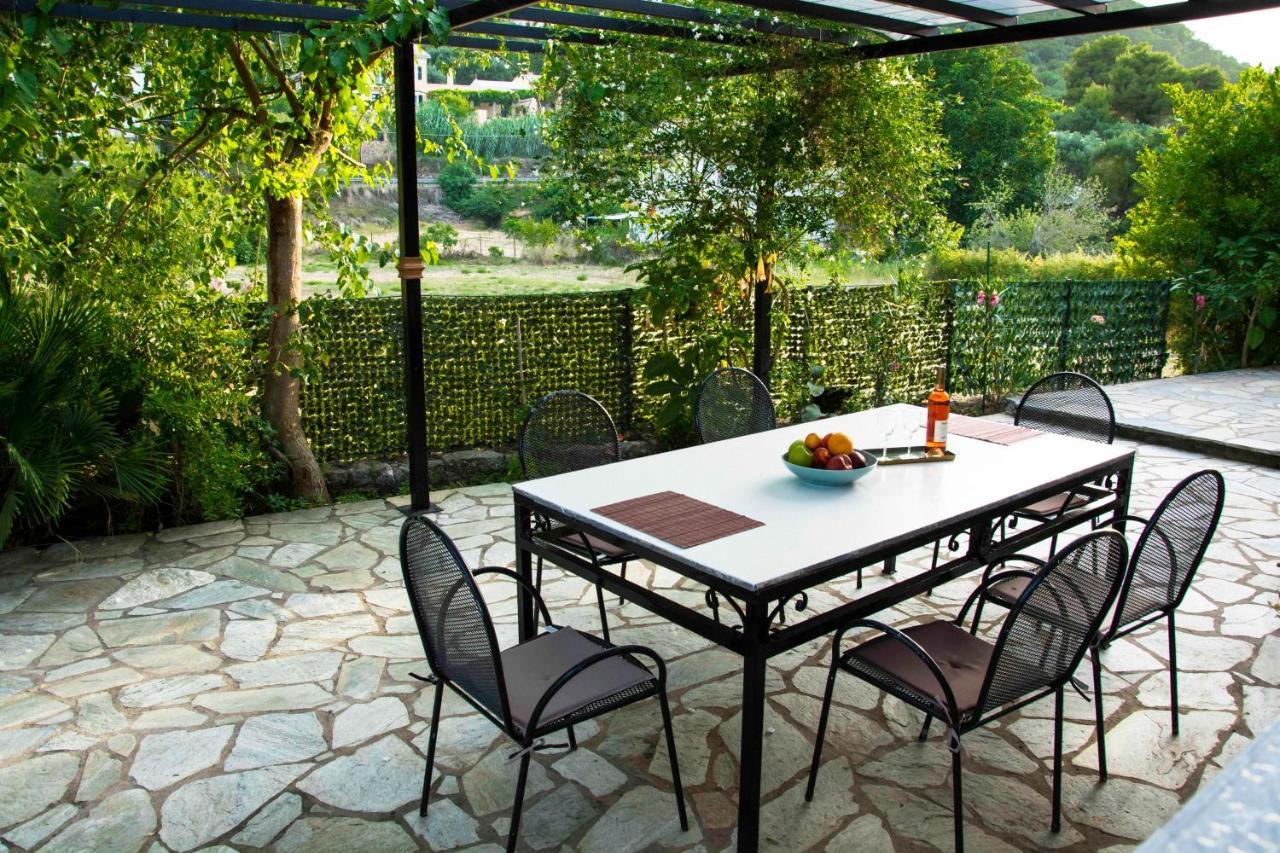 Villa Eros Vatos Ngoại thất bức ảnh